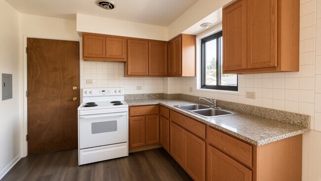 Foto del edificio - 6456 N Ridge Blvd
