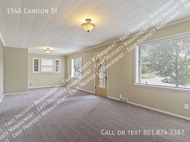 Foto del edificio - 1548 Cahoon St