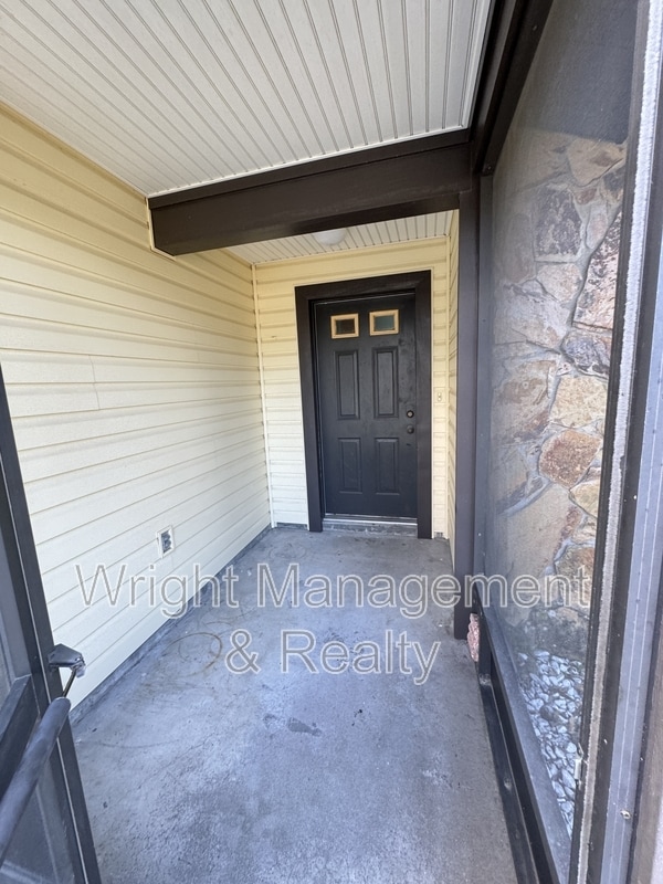 Foto del edificio - 7908 Knight Dr