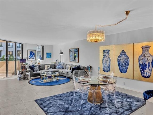 Building Photo - 101 Crandon Blvd