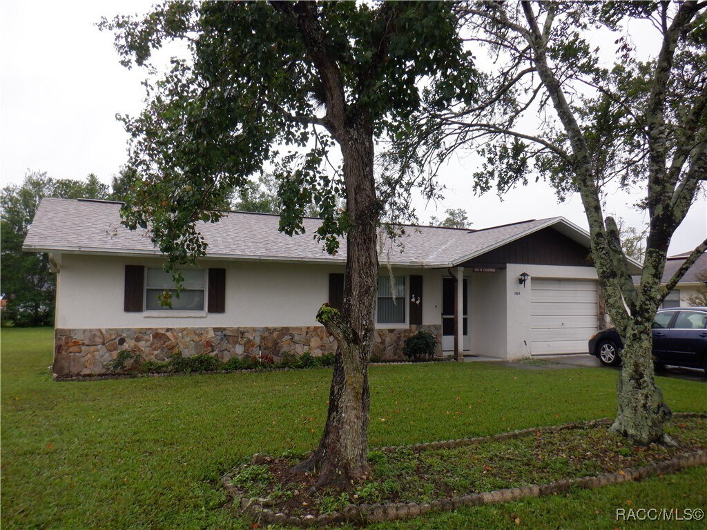 Foto principal - 146 W Casurina Pl