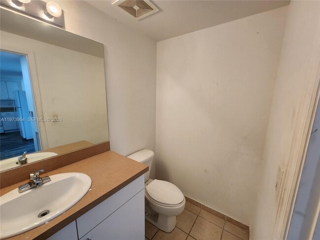 Building Photo - 1250 S Miami Ave