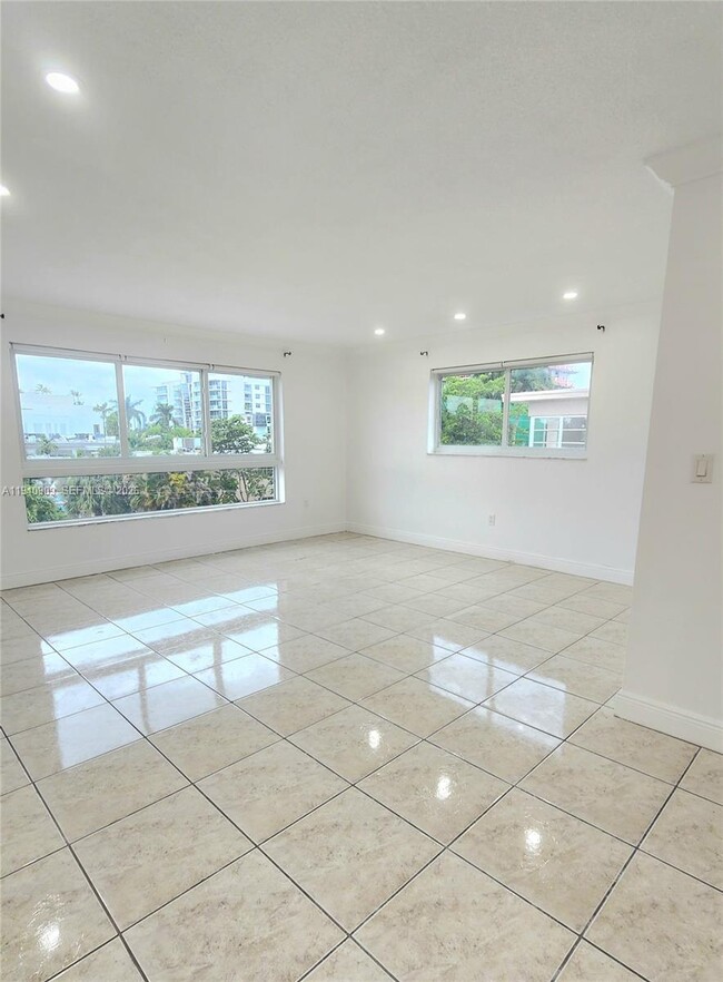 Foto del edificio - 1020 94th St