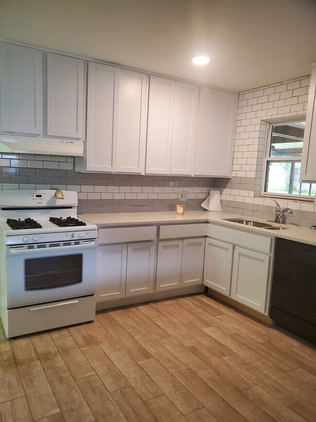 Building Photo - 4009 Caddo Trail