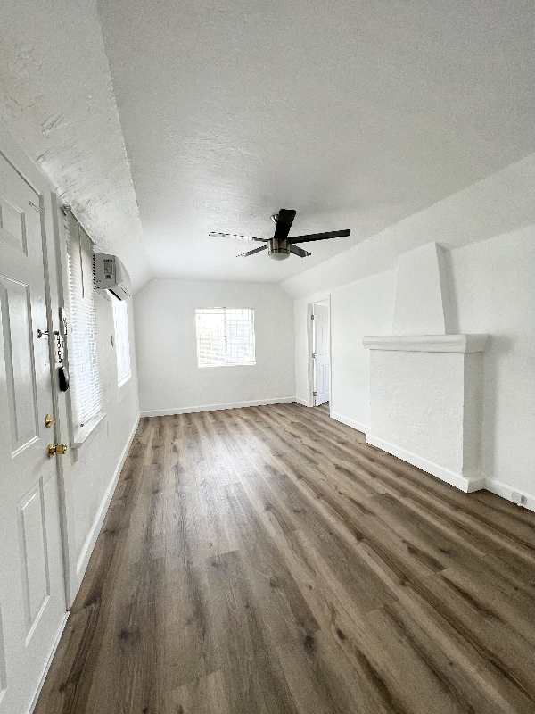Building Photo - 4153 Monroe St