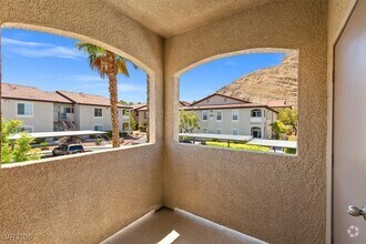 Building Photo - 3474 Desert Cliff St