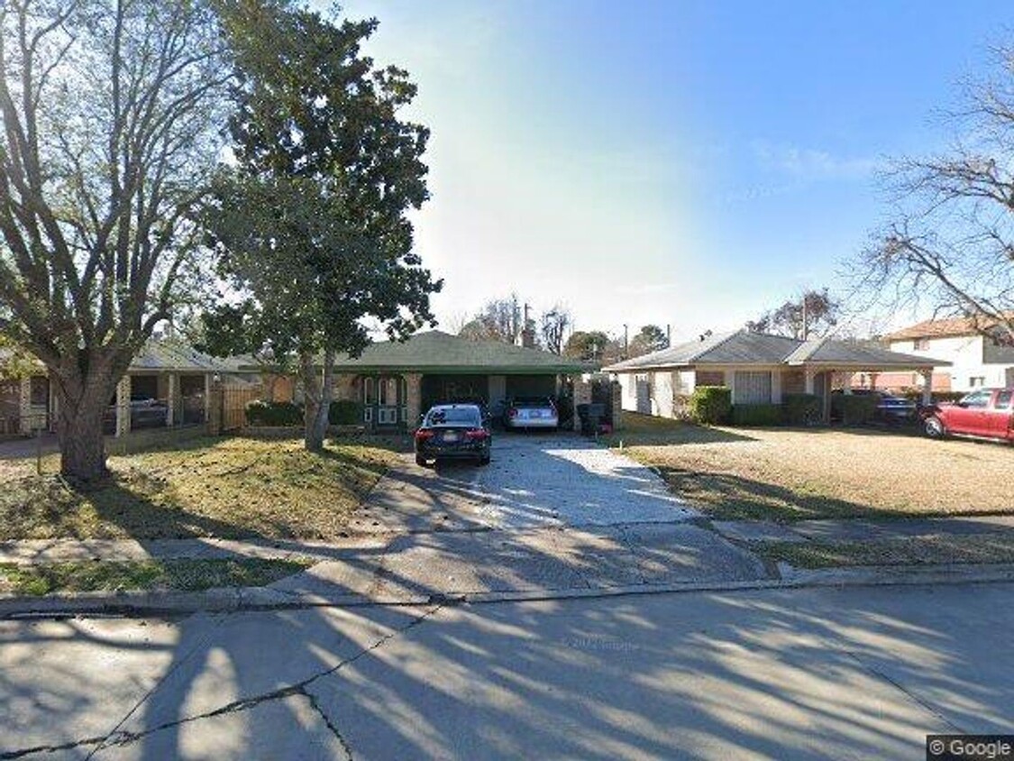 Primary Photo - 4 br, 2 bath House - 4540 Curtis
