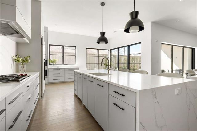 Foto del edificio - 6621 Del Norte Ln