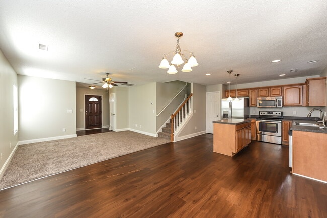 Foto del edificio - 6542 Guard Hill Dr