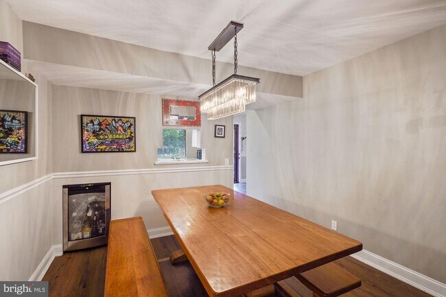 Foto del edificio - 2604 Glengyle Dr