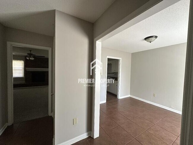 Building Photo - 5410 Fleetway Ave
