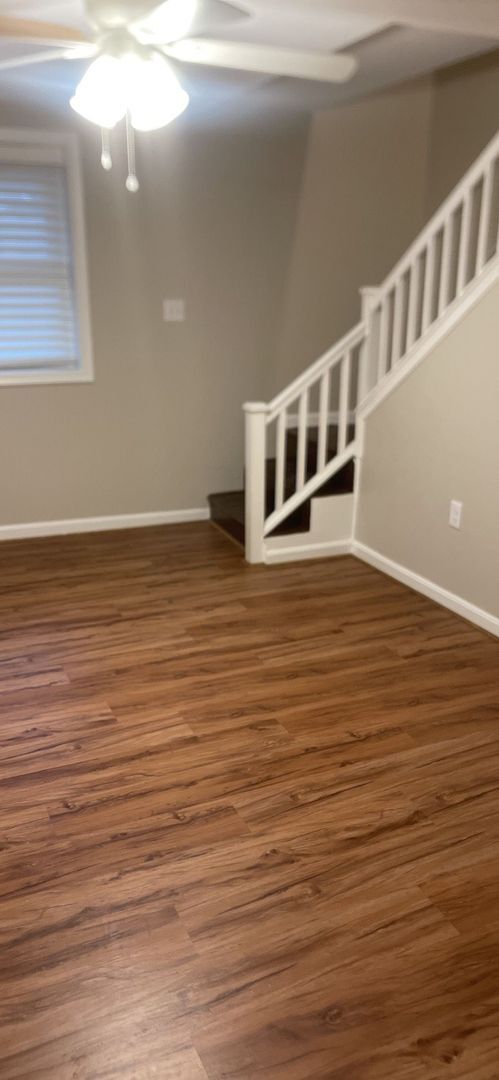 Building Photo - 224 E Middle Street