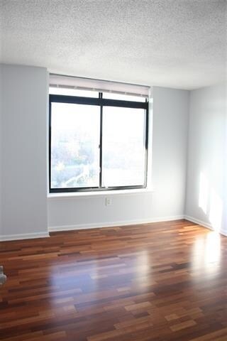 Foto del edificio - 759 2nd St