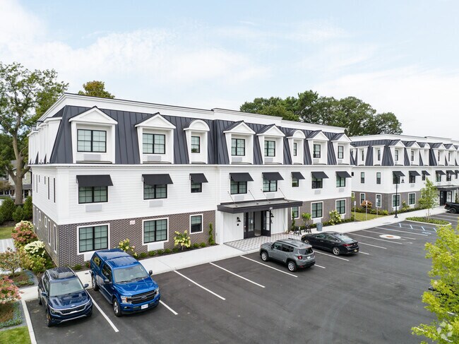 Foto del edificio - The Lofts at Maple & Main