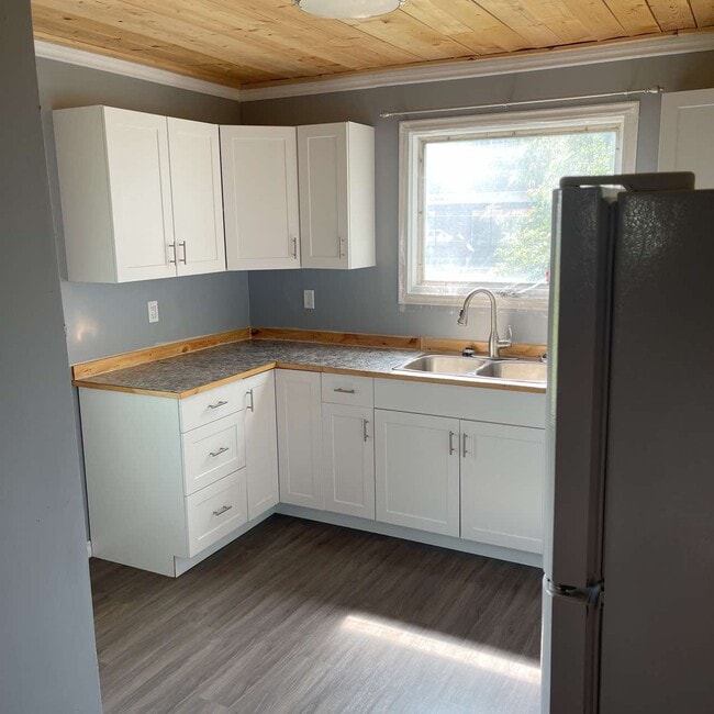 Building Photo - 5024 49th Ave NW