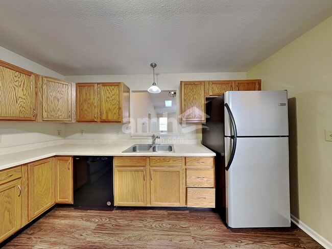 Foto del edificio - 18954 Prairie Crossing Dr