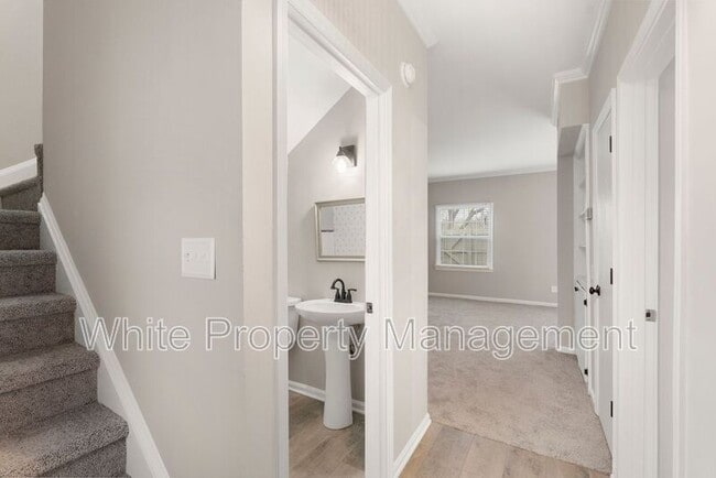 Foto del edificio - 5949 Quail Hollow Rd