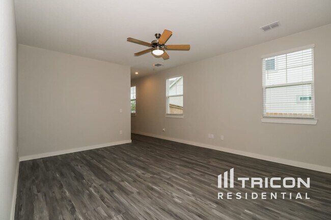 Building Photo - 1724 Mexican Heather Dr