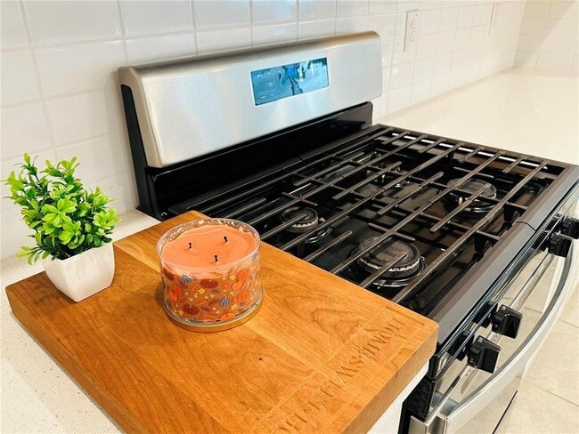 Foto del edificio - 3102 61st Dr E