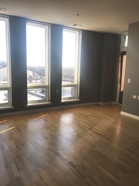 Foto del edificio - 3450 S Halsted St