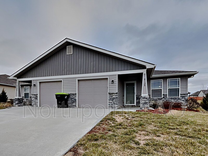 8128 SW 1st St, Blue Springs, MO 64014 House Rental in Blue Springs, MO