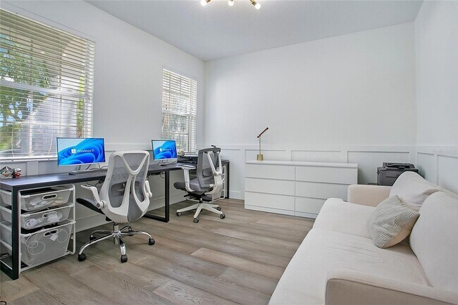 Foto del edificio - 15049 Spinnaker Cove Ln