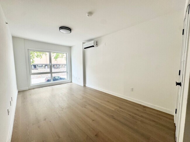 Foto del edificio - Charming Studio Condo in Brooklyn