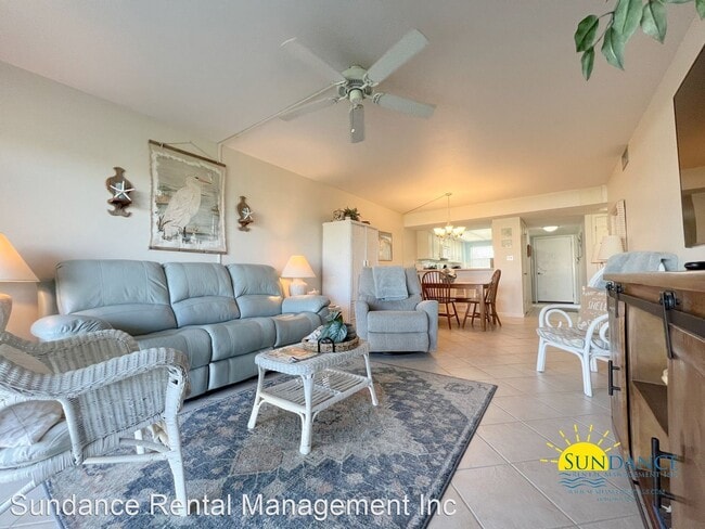 Building Photo - 2 br, 2 bath House - 909 Santa Rosa Boulev...