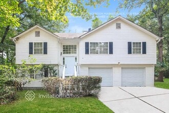 Building Photo - 4400 Milton Trail SW