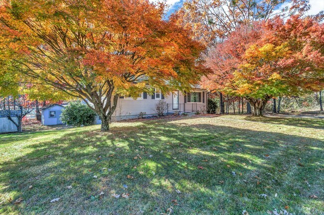 Foto del edificio - 1011 Old US Hwy 70