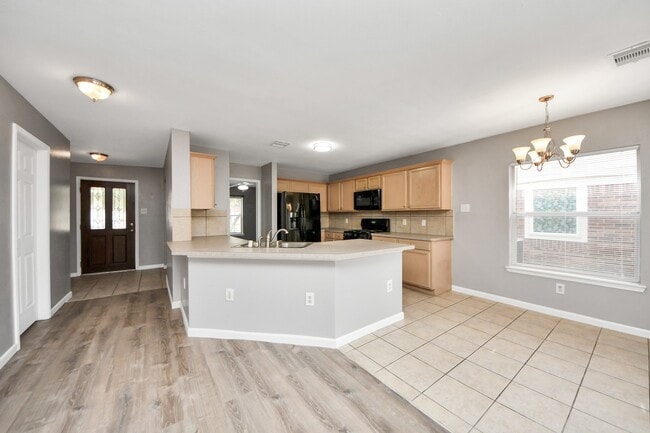 Building Photo - 14707 Country Rose Ln