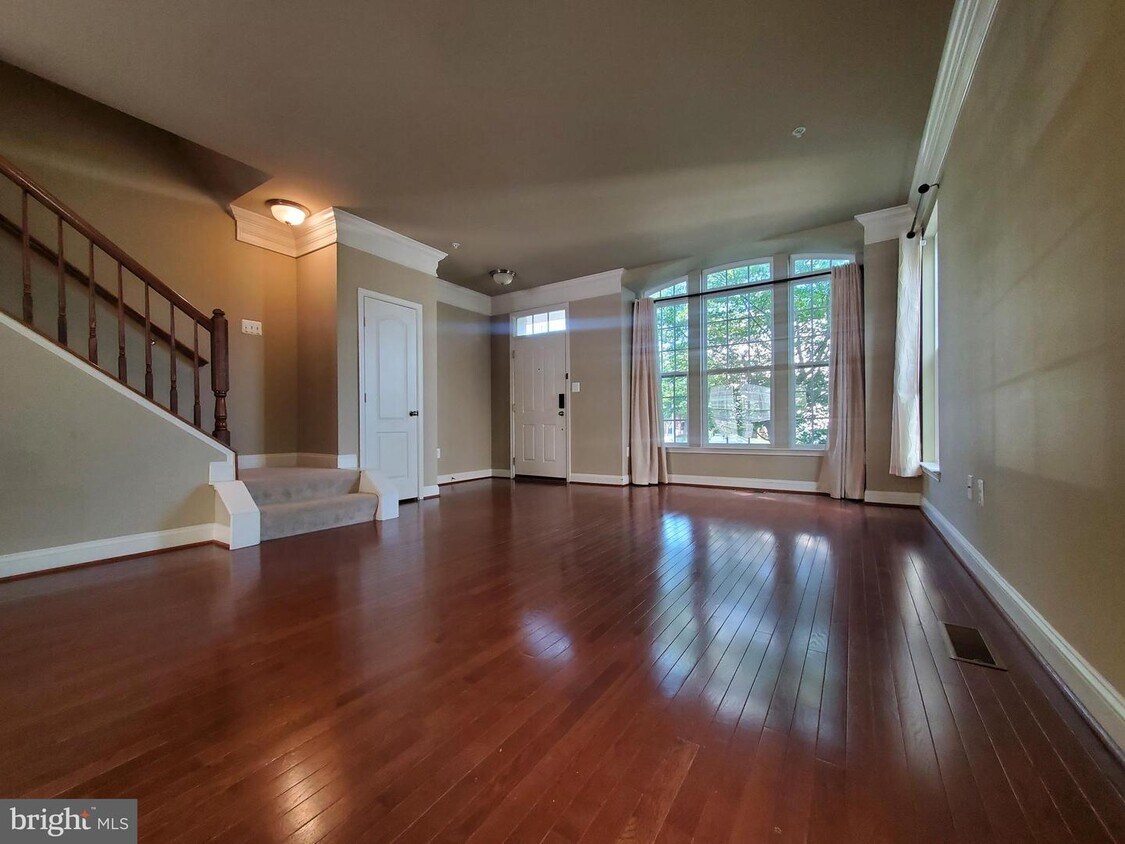 20342 Cider Barrel Dr, Germantown, MD 20876 Townhouse for Rent in