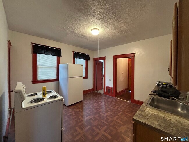 Foto del edificio - 40 Cabot St