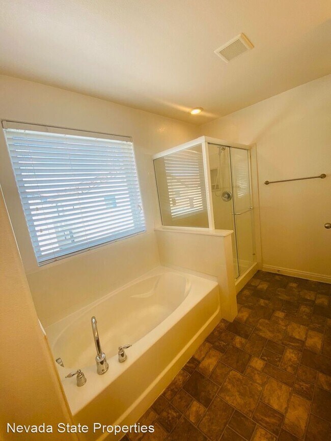 Foto del edificio - 4 br, 3 bath House - 5676 Rainbow Creek Court