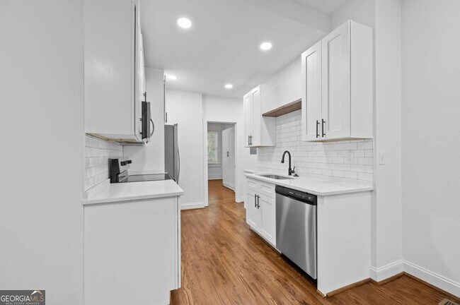 Building Photo - 360 Ponce De Leon Ave NE