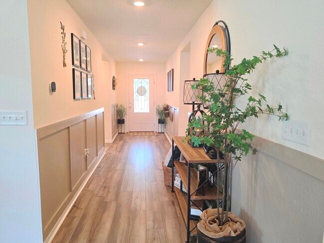 Foto del edificio - 11189 Buckner Ln