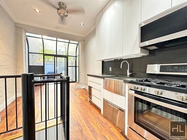 Foto del edificio - Mott Street