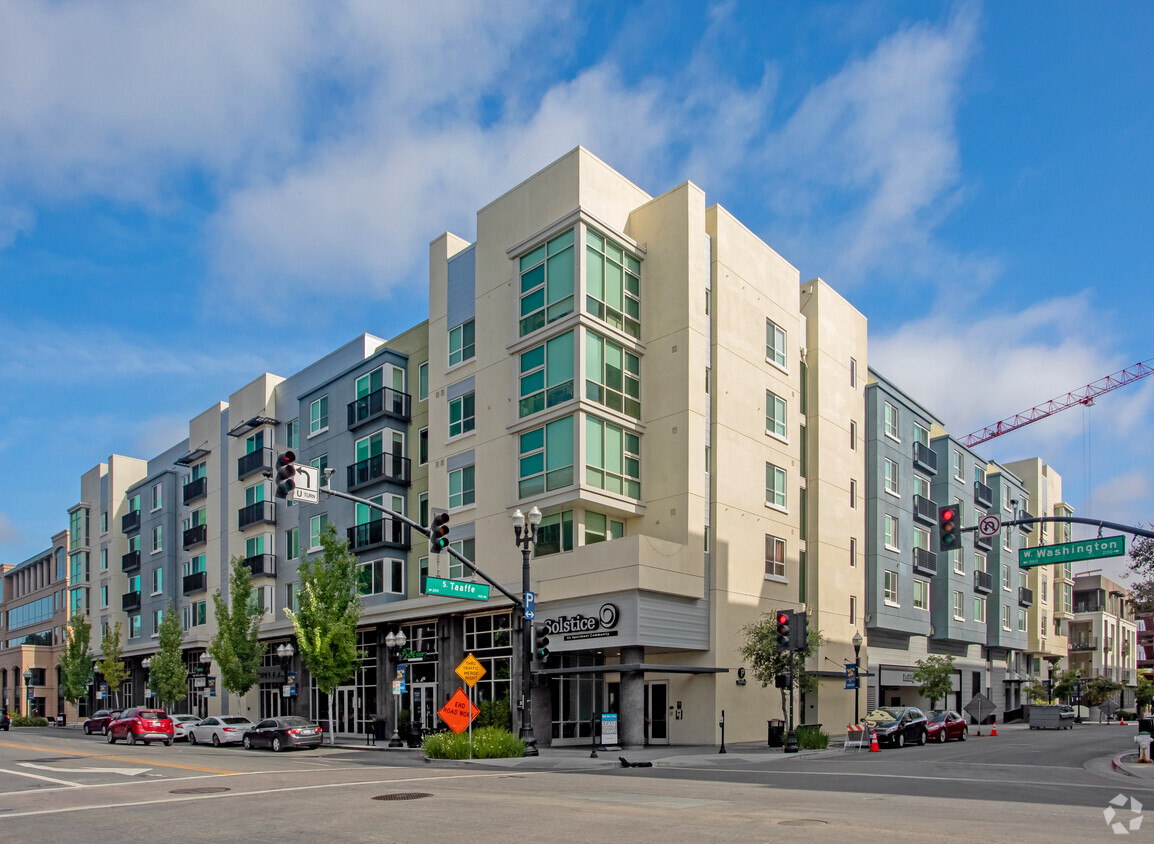 Foto principal - Solstice Apartments North