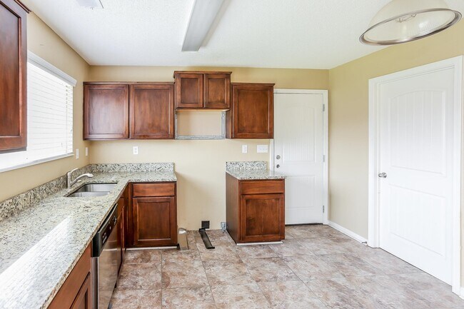 Building Photo - 10063 Chariden Dr