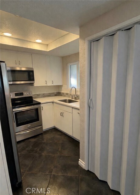 Foto del edificio - 4 Pineoak