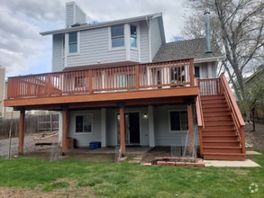 Building Photo - 2043 E Nichols Dr