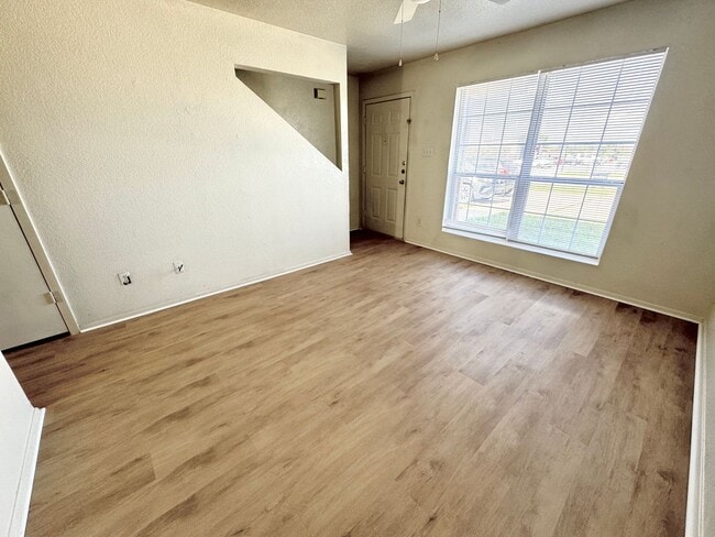 Building Photo - 3331 Chisholm Trail