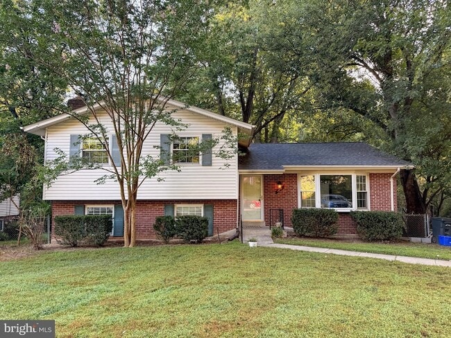 Photo - 1216 Downs Drive House