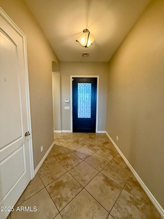 Foto del edificio - 5703 S Parkcrest St