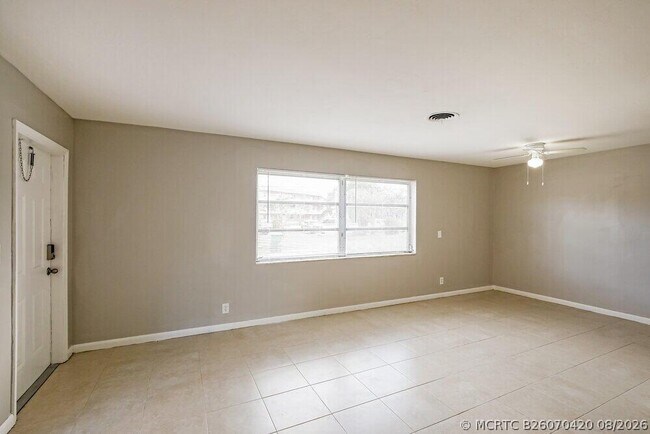 Foto del edificio - 5301 NW 11th St