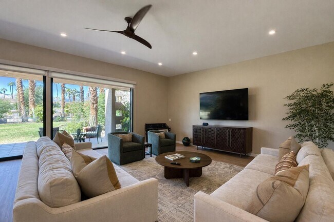 Foto del edificio - 45565 Pima Rd