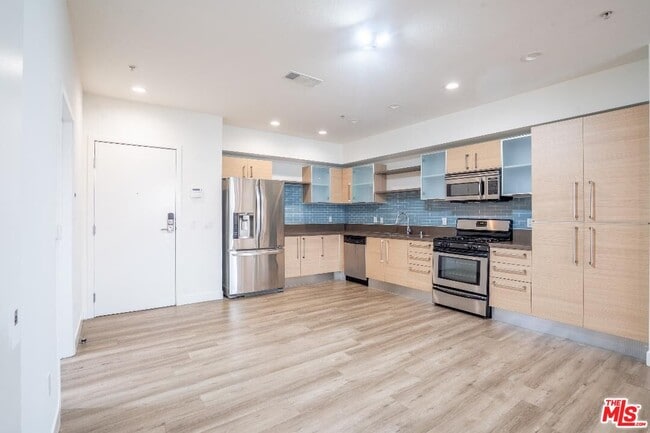 Foto del edificio - 1234 Wilshire Blvd