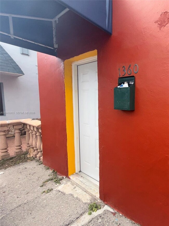 Foto del edificio - 1360 NW 36th St