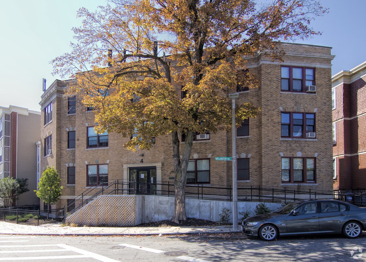 4 Wellington Hill St, Mattapan, MA 02126 Apartments in Mattapan, MA