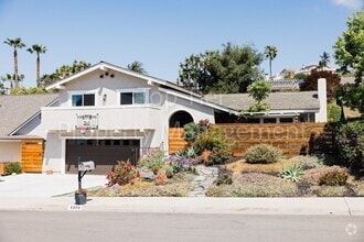 Building Photo - 4806 Refugio Ave